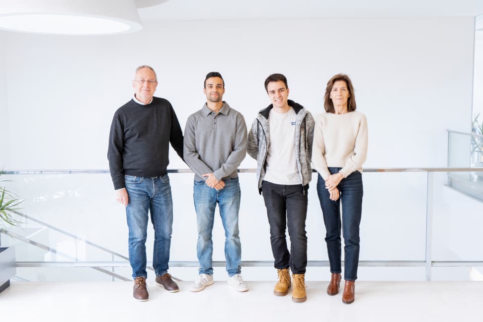 Research group of Avelino Bueno and María P. Sacristán at CIC